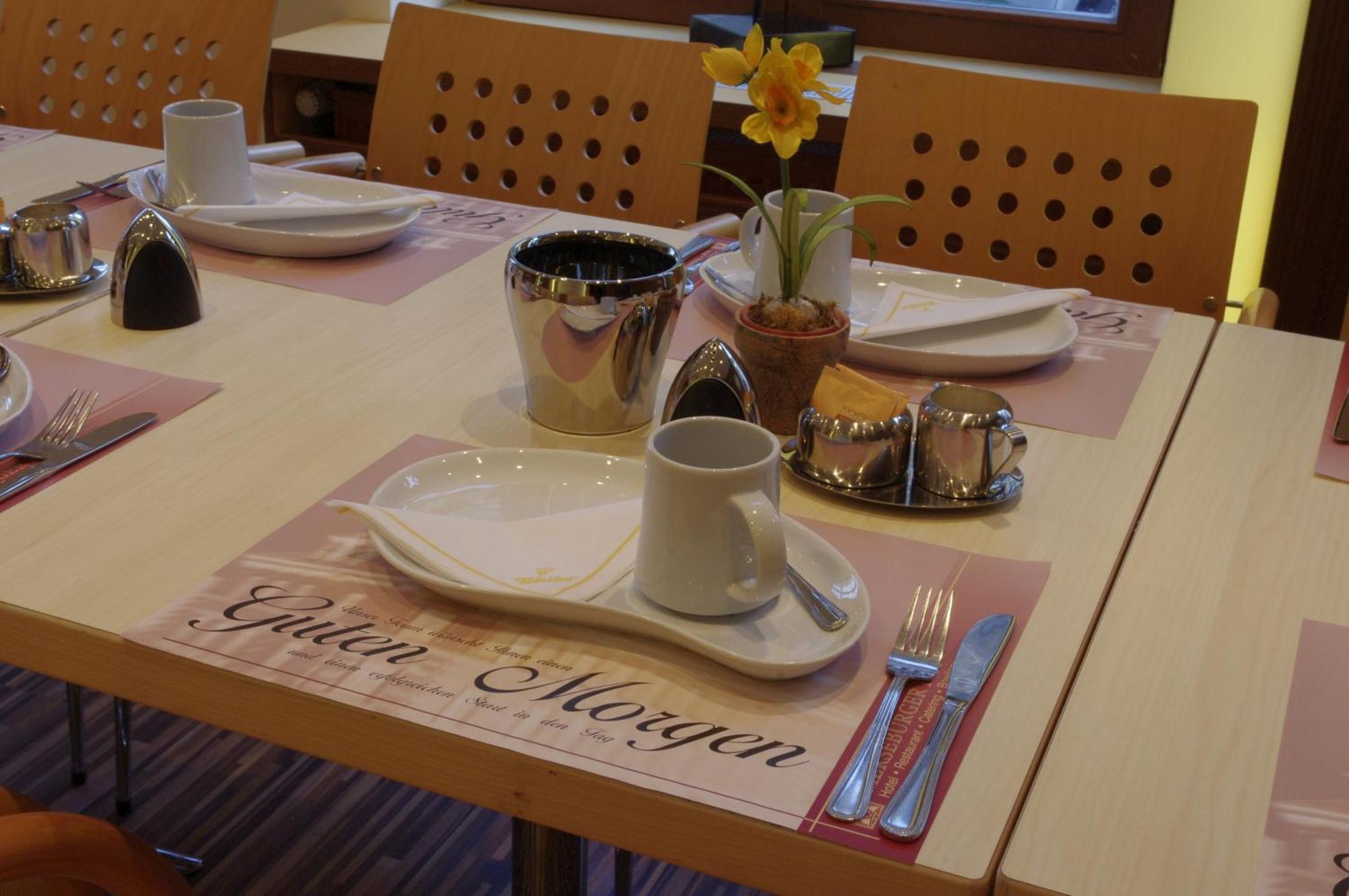 Hotel Merseburger Hof Leipzig Ngoại thất bức ảnh