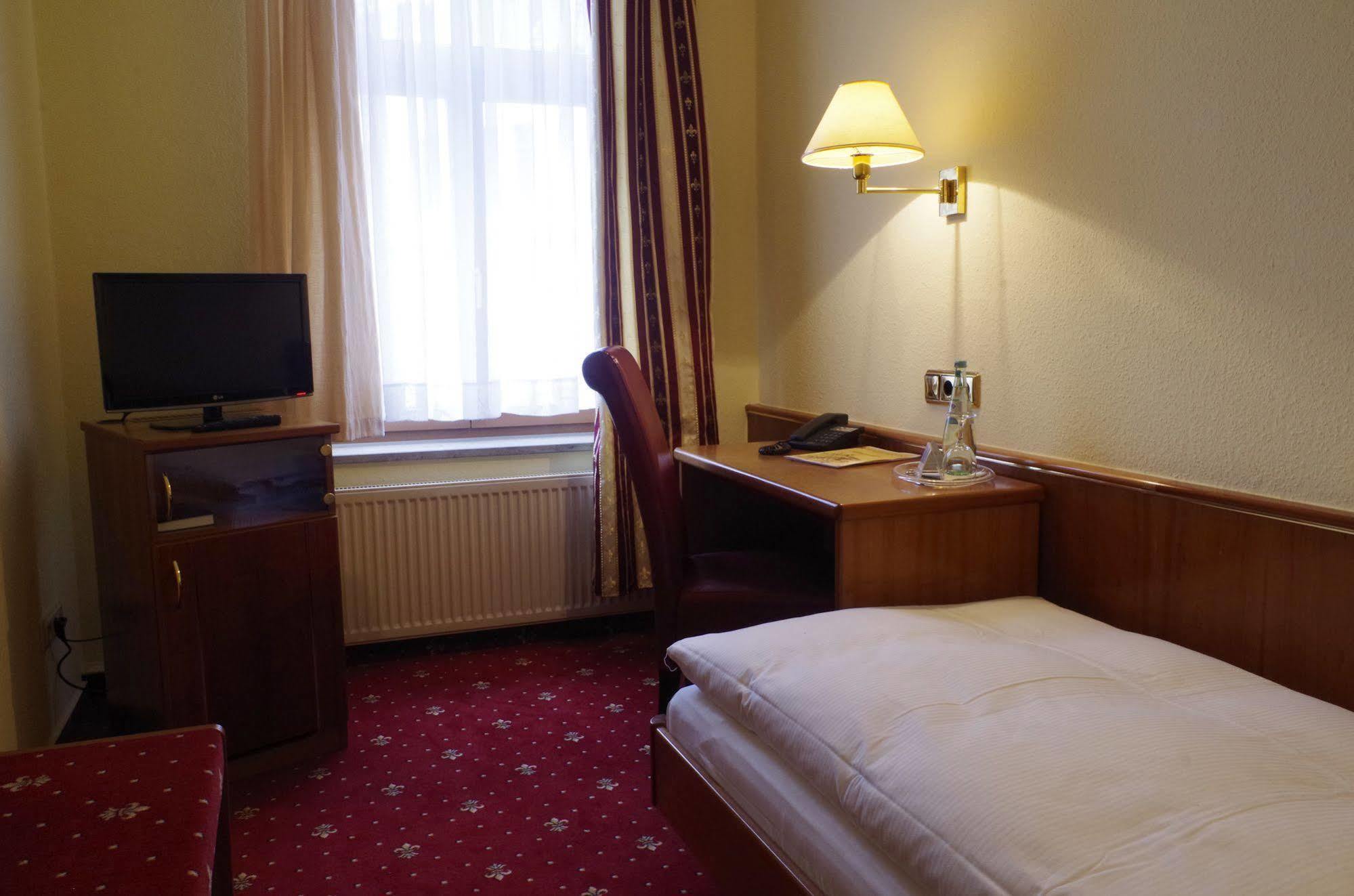 Hotel Merseburger Hof Leipzig Ngoại thất bức ảnh